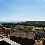 Oscar Apartman *