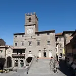 Oscar Apartman *